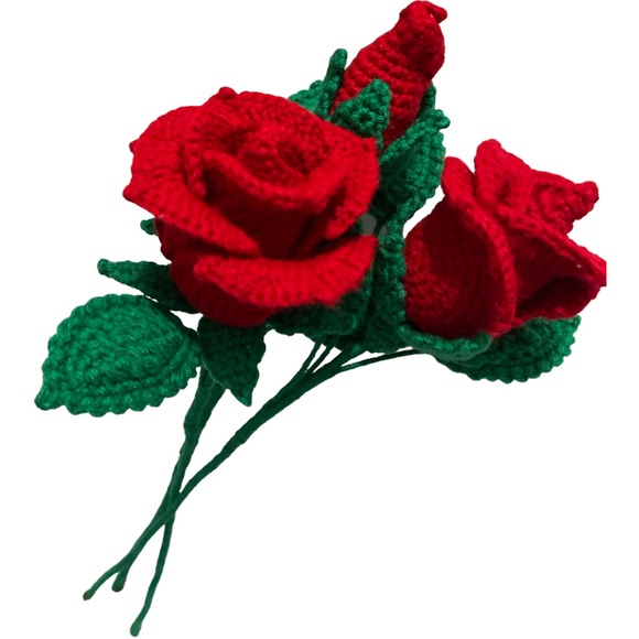 Other - 100% pure handmade crochet red CROCHET 3 ROSES
